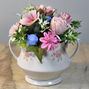 Vintage orphan (no lid) sugar bowl with delicate airbrushed Sola Wood flowers